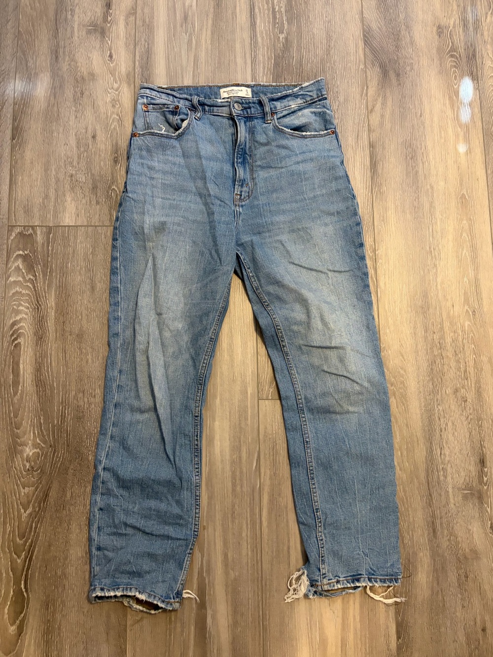 Abercrombie & Fitch Ankle Straight Ultra High Rise Jeans